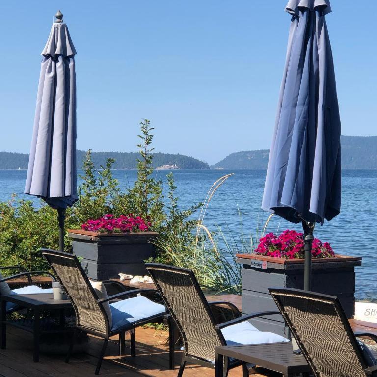 Qualicum Breeze Beach Resort Bowser Экстерьер фото